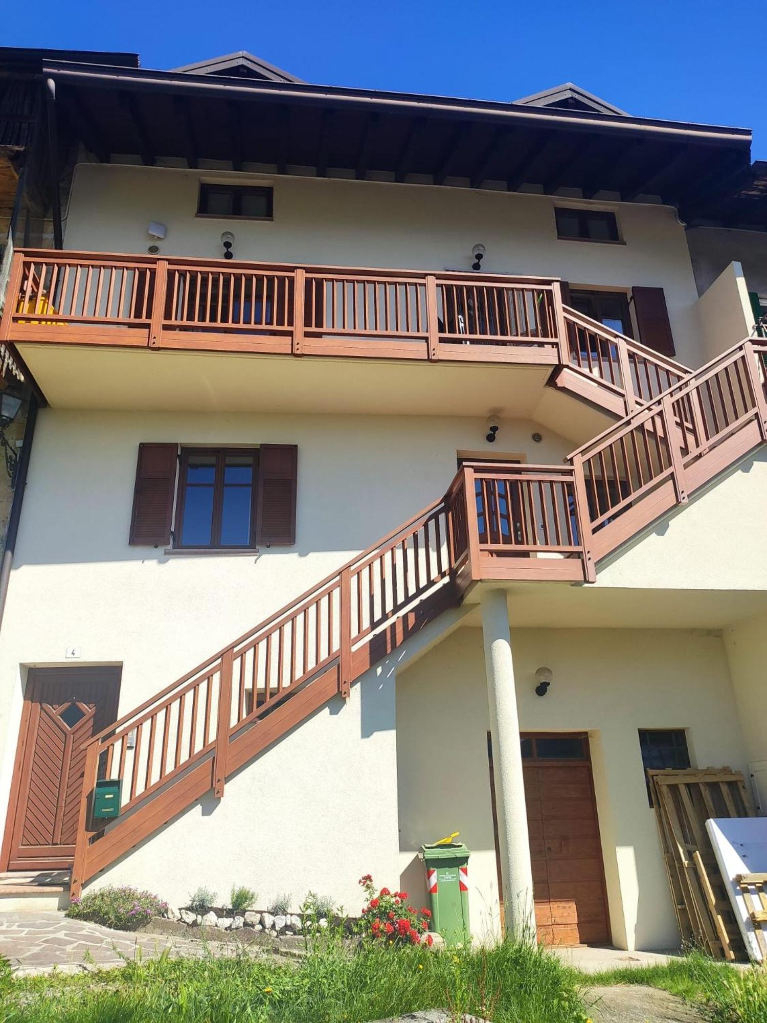 Casa Vacanze Lavanda & Rosmarino Telve Dış mekan fotoğraf